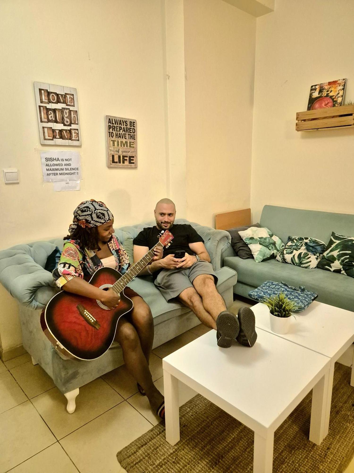 Hostel Bohemian Backpackers Dubai Exterior foto